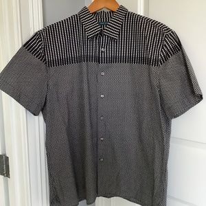 Perry Ellis short sleeve shirt